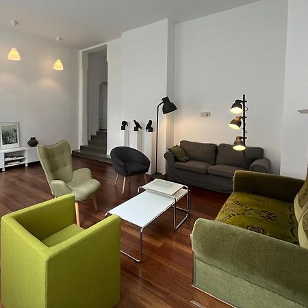 Wohnen Mit Kuenstlerflair In Muenchen Apartment ภายนอก รูปภาพ