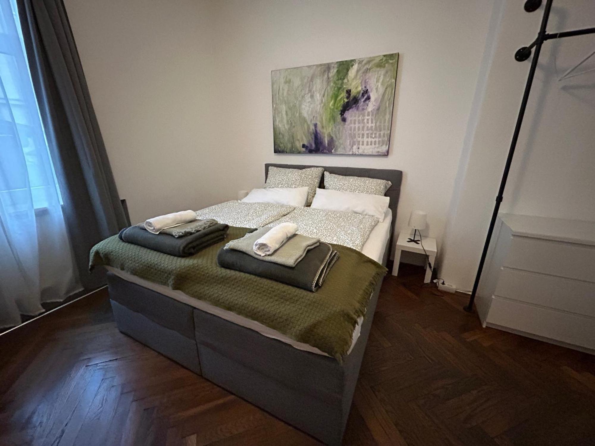 Wohnen Mit Kuenstlerflair In Muenchen Apartment ภายนอก รูปภาพ